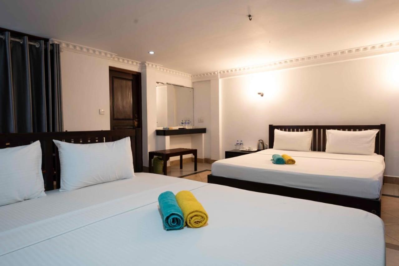 Topaz Beach Hotel Negombo Dış mekan fotoğraf